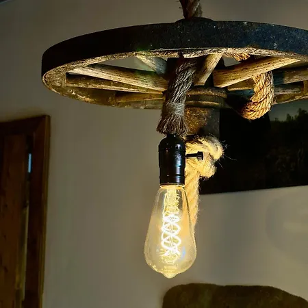 Hlucov - & Restaurace Kanina