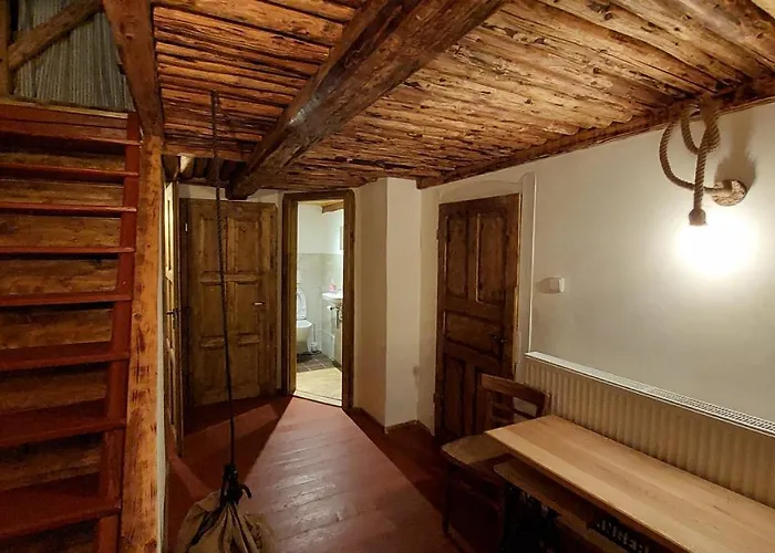 Hlucov - & Restaurace Bed & Breakfast 3*