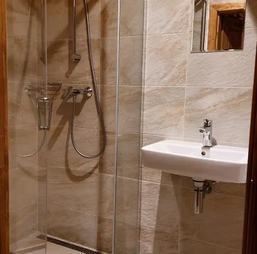 Hlucov - & Restaurace 3* Kanina