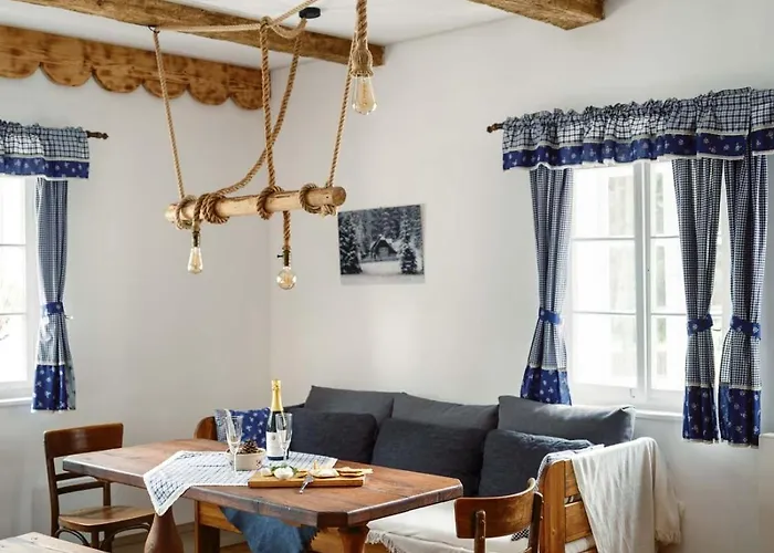 Hlucov - & Restaurace 3* Kanina