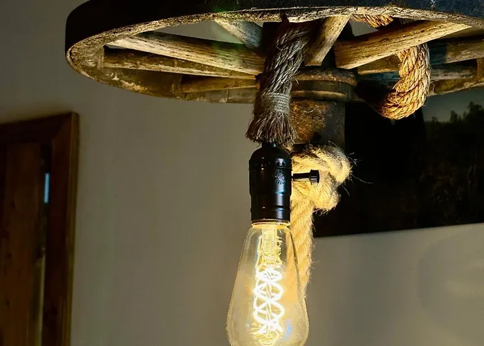 Hlucov - & Restaurace Kanina